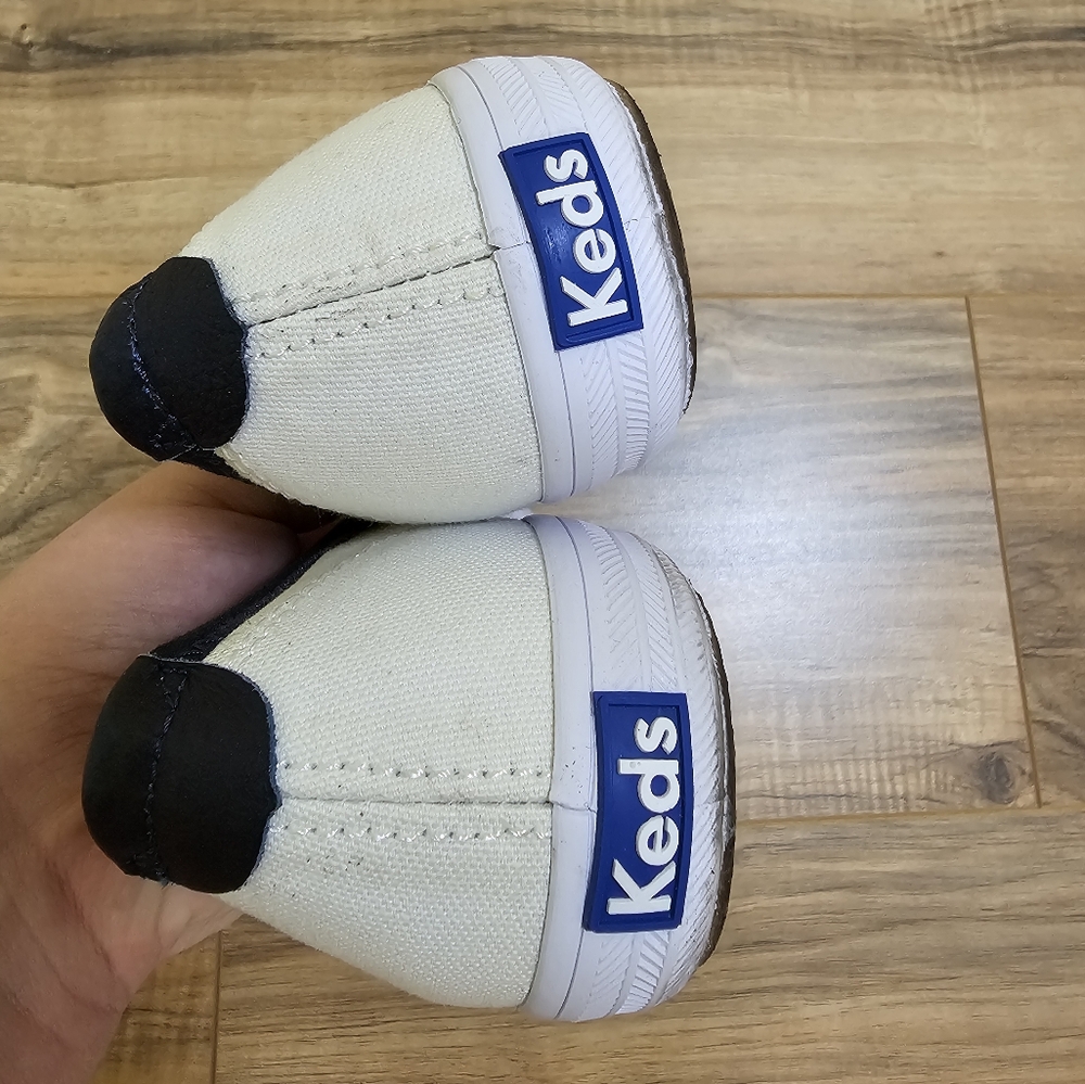 Keds flats, white/navy, size US 8 - Picture 8 of 13